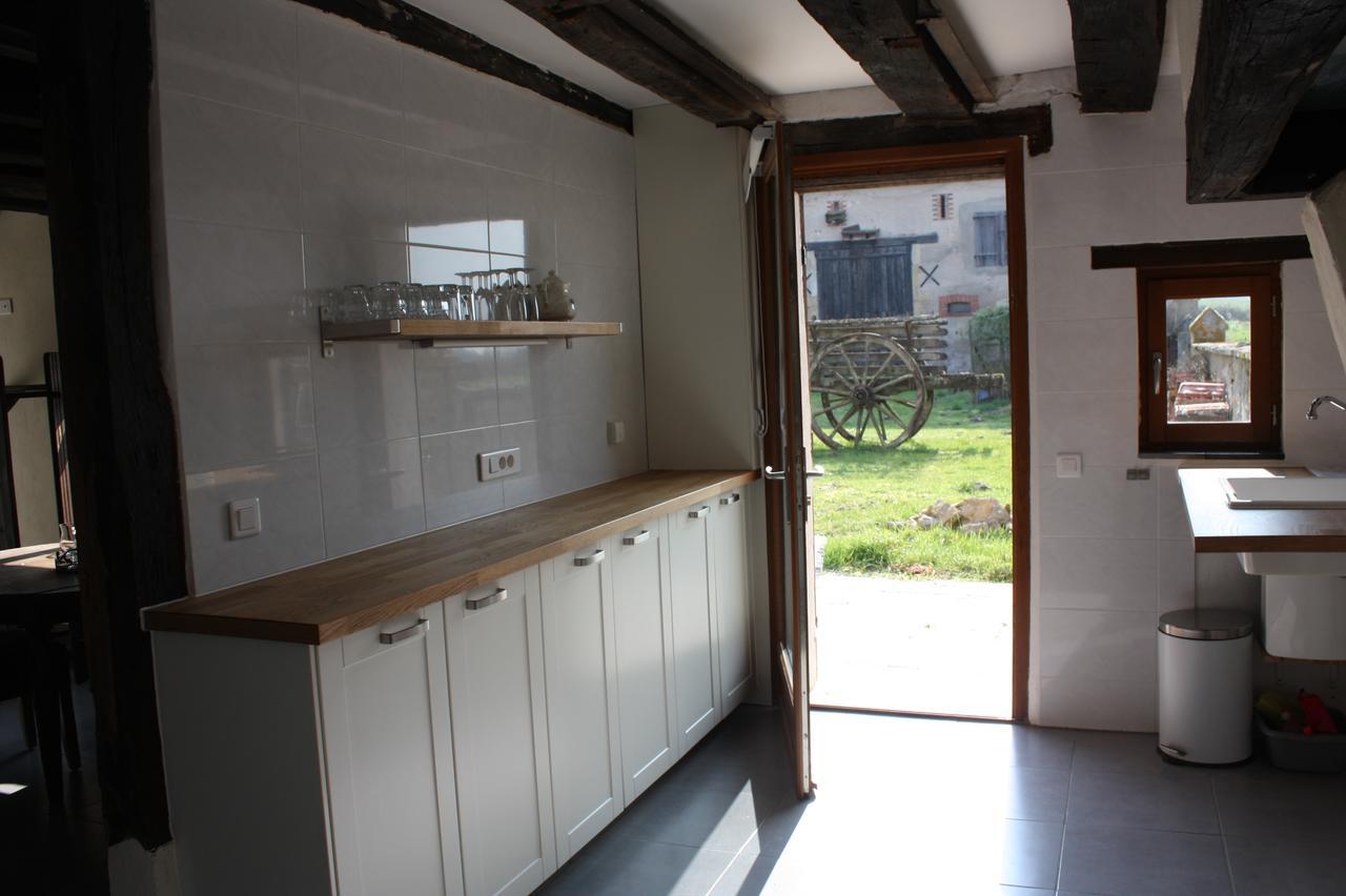 Gîte Chevannes Fours  Extérieur photo